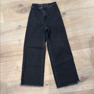 Black Wide-Leg Women's Jeans